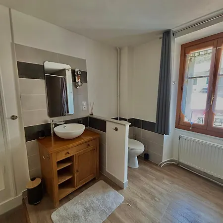Maison Ngp *
