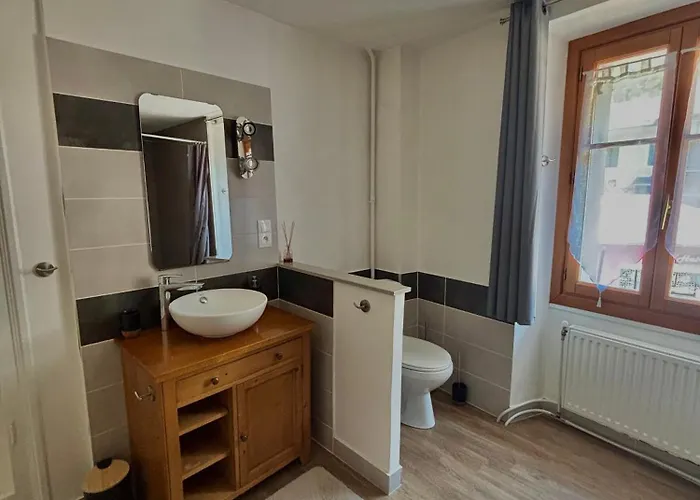 Maison Ngp *